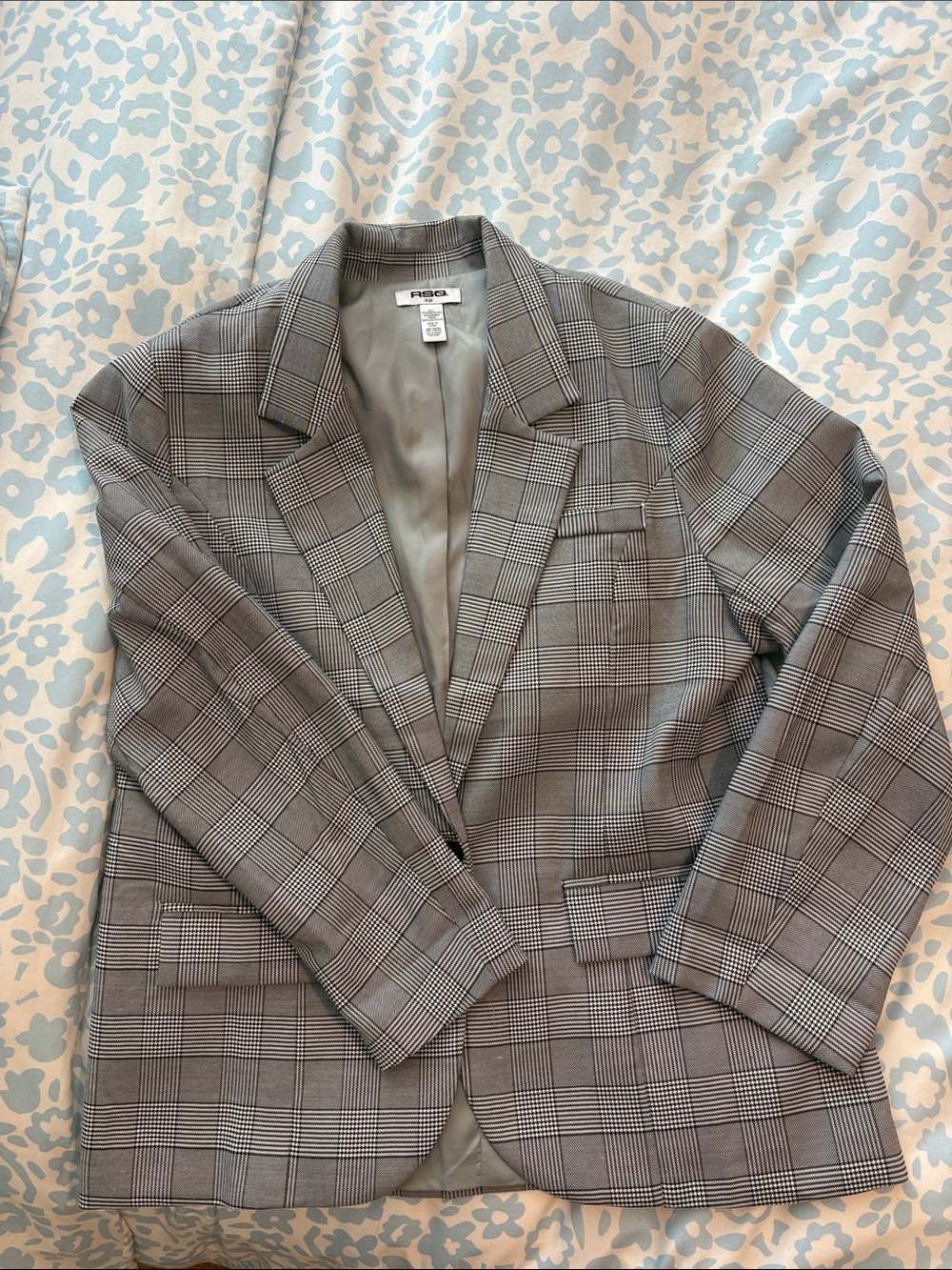 EUC Women’s RSQ Gray Glen Plaid Notch Lapel Oversized Blazer Size L